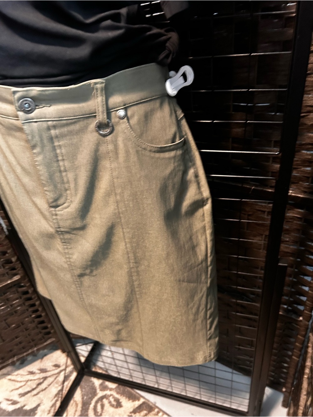 Simon Chang Olive Green Utility Skirt size 10